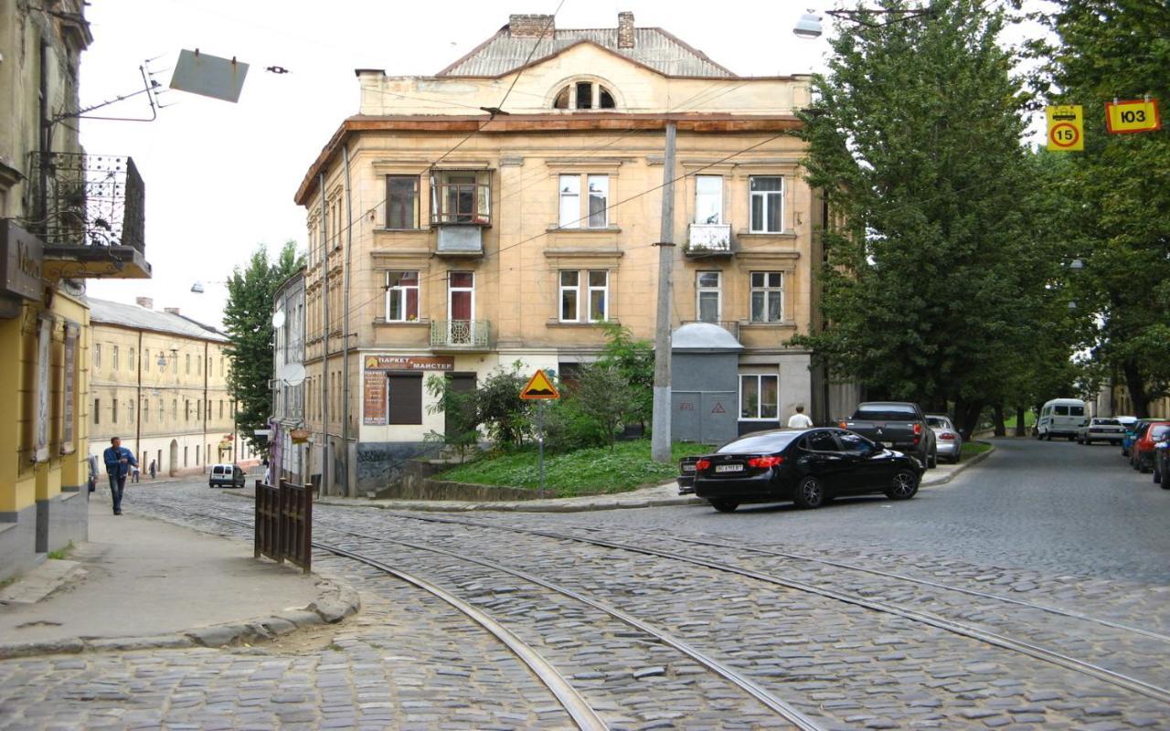 Apartment On Zamarstynivska 20 Lviv Bagian luar foto